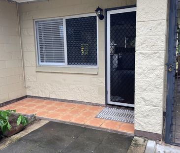 2/4 Kurruk Close, White Rock, QLD 4868 - Photo 1