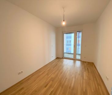 Geräumige 2-Zimmer-Wohnung in zentraler Lage - Photo 1