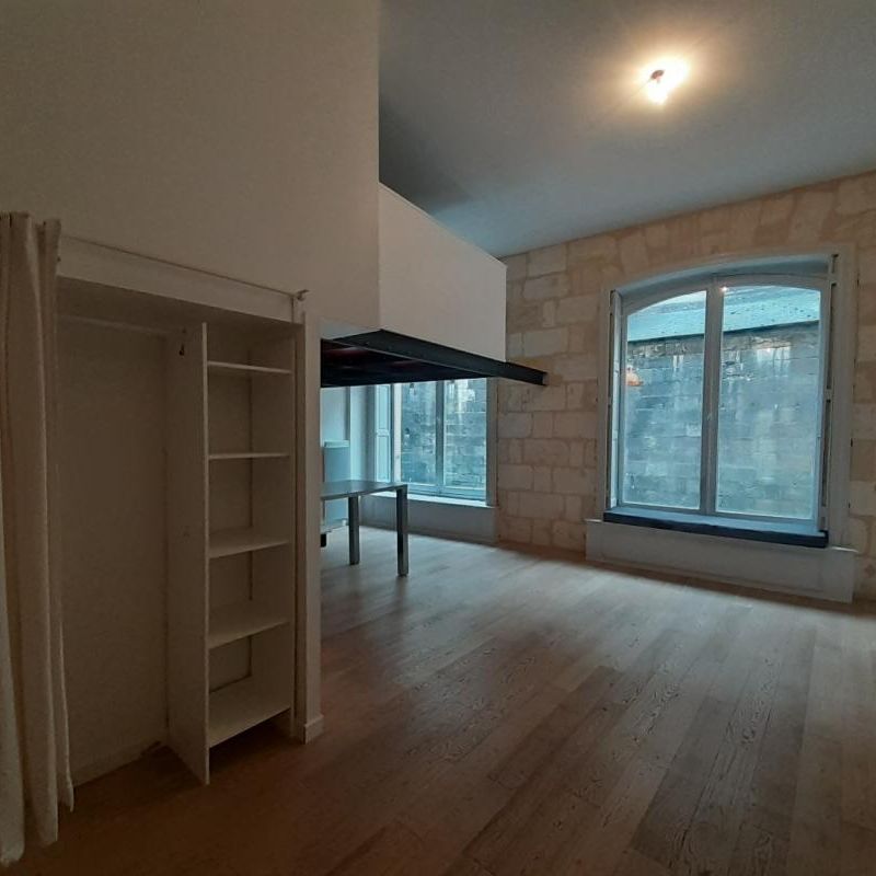 Location Appartement 1 pièce 42m² BORDEAUX 33000 - Photo 1