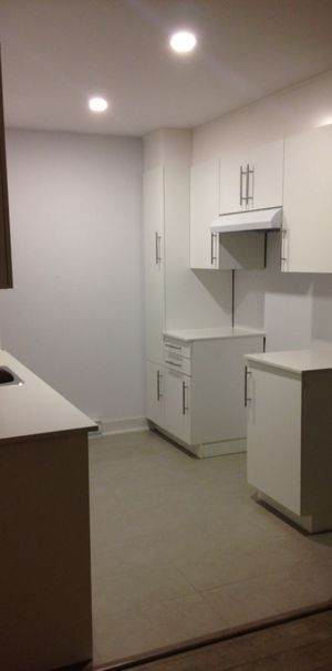Ville-Marie – Centre-ville Montréal – Appartement 4 1/2 à louer – Nouvelle construction – Métro Berri - Photo 1