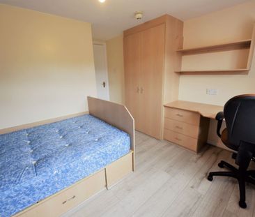 3 bedroom House in Monkbridge Street (3 Bed), Leeds - Photo 6