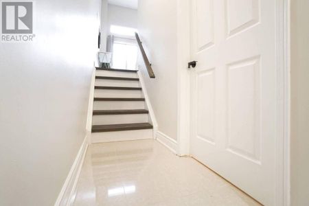 For Lease - 6060 Snowy Owl Crescent Unit# 20, Mississauga, Ontario - Photo 4