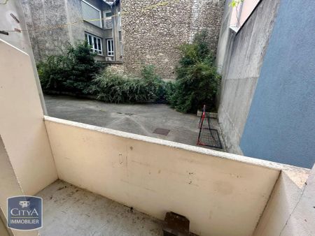 Appartement à louer 2 pièces 67m² - Photo 2