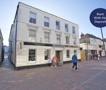 36 High Street, CT14 6HE, Deal - Photo 1
