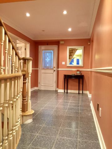 For Lease - 239 Ridgefield Crescent, Vaughan, Ontario - Photo 5