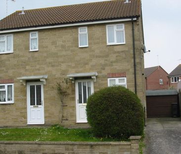 2 bedroom semi-detached house to rent - Photo 2