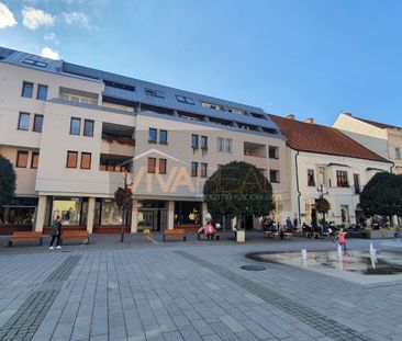Rezervované! Veľký 1-izb. byt, 2x lógia, výmera 50 m2, parkovanie v... – Fotografia 1