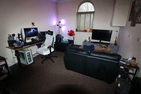 Flat 3, 7 Pearson Park - Photo 2