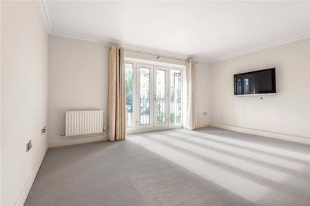 4 bedroom end of terrace house to rent - Photo 2