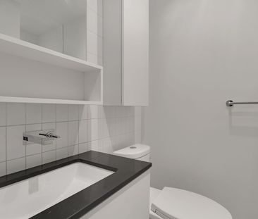 For Lease - 377 Madison Avenue Unit# 523, Toronto, Ontario - Photo 4