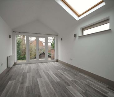 A beautifully presented first floor refurbished apartment in the he... - Photo 5