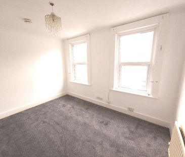 4 bedroom terraced house to rent - Photo 4