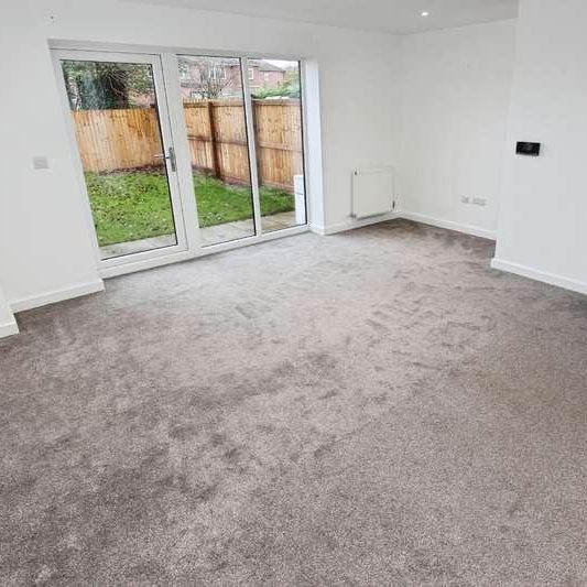 Tulip Street, Beeston, NG9 - Photo 1