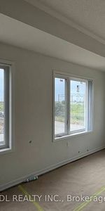 HWY7/JANE Brand New Modern 3Bdrm Corner Townhouse Near Subway, School - Photo 3