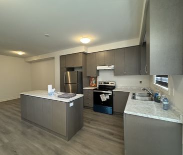 For Lease - 45 Gledhill Crescent, Cambridge, Ontario - Photo 3