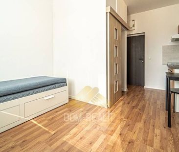 PRENÁJOM zariadenej garsónky v Rovinke s možnosťou okamžitého nasťa... - Fotografia 5