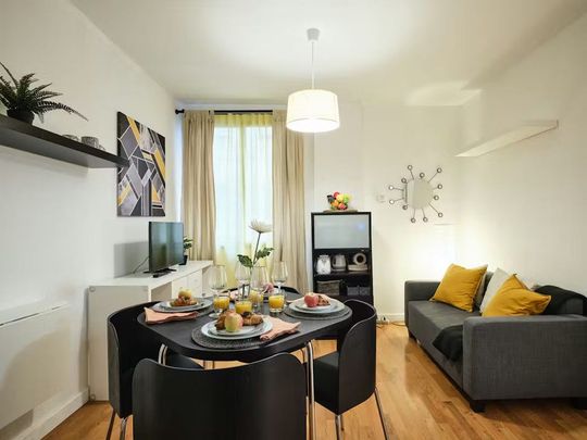 Calle de Juan Bravo, Madrid, Community of Madrid 28006 - Photo 1