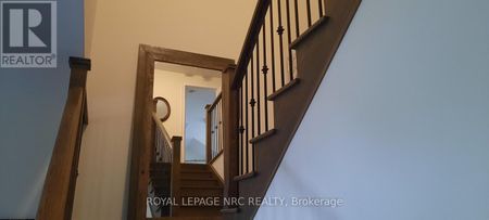 166 ANNE STREET, Niagara-on-the-Lake, Ontario, L0S1J0 - Photo 4