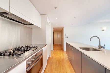 Exclusive two bedroom apartment with parking at the Gazebo - Photo 3