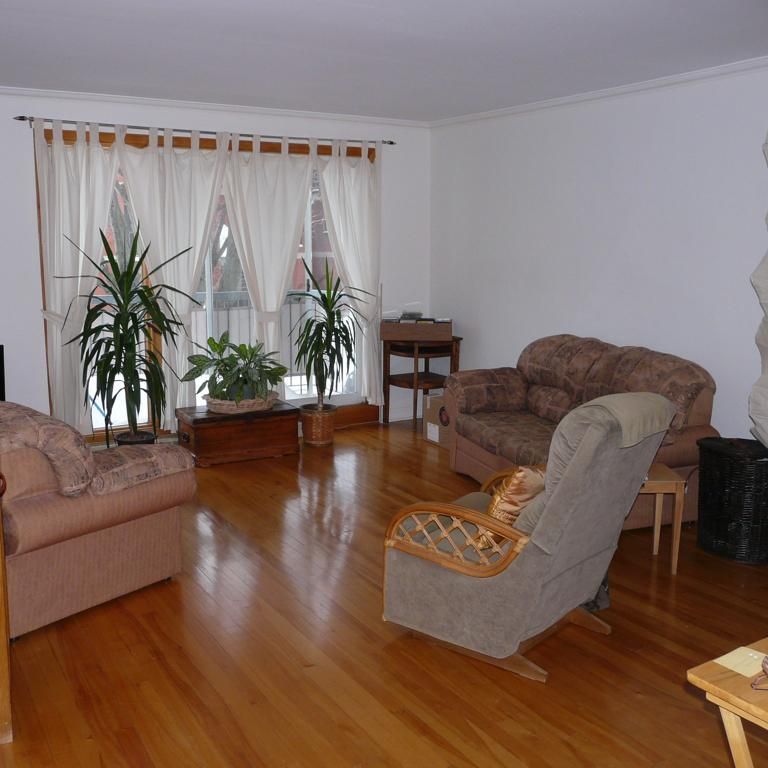 LIMOILOU, ST-PIEX,TRANQUILLE,TRÈS PROPRE, LIBRE, GRAND 41/2 AVEC PIÈCE SUPPLÉMENTAIRE. - Photo 1