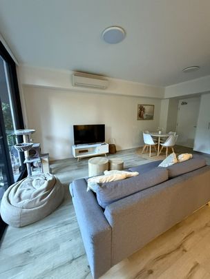 Robina - Photo 1