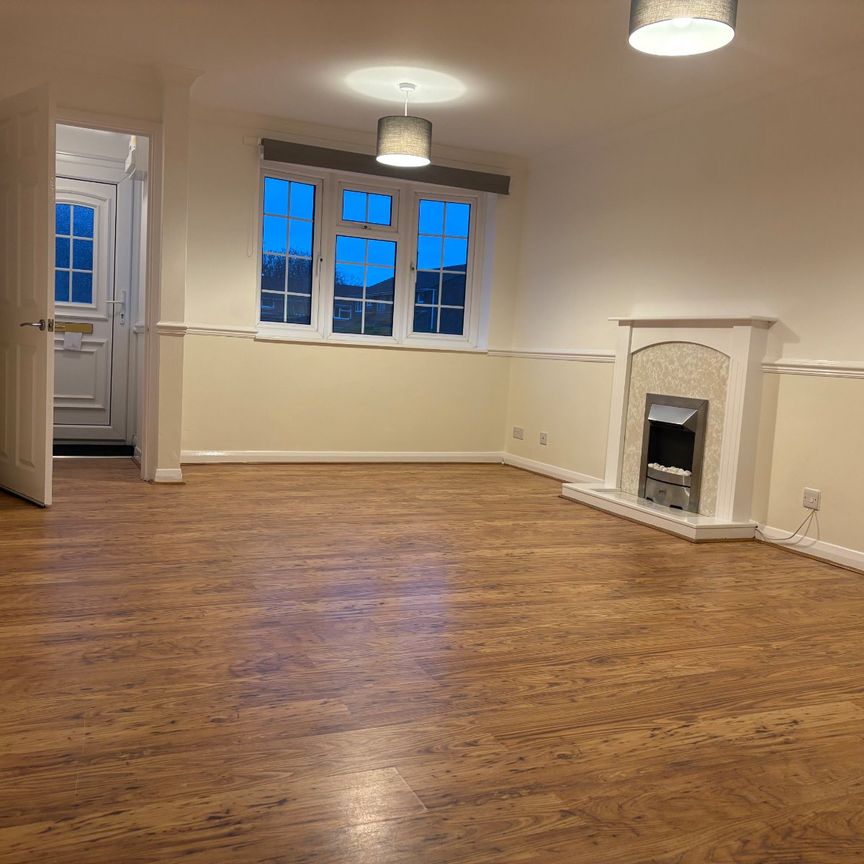 2 bedroom terraced house to rent - Photo 1