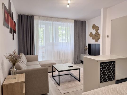Mieszkanie do wynajęcia 1 pokoje Floriana Znanieckiego, Warszawa 33.9 m² - Photo 1