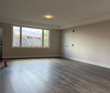 For Lease - 25 Oxford Street Unit# 3, Richmond Hill, Ontario - Photo 5