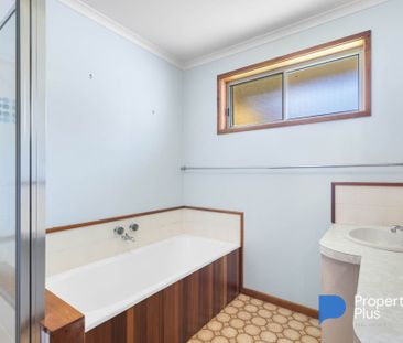 Spacious Family Living with Outdoor Appeal - Photo 4