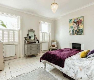 Hewlett Road, Cheltenham, Gloucestershire, GL52 - Photo 1