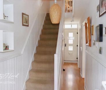 3 bedroom maisonette to rent - Photo 2