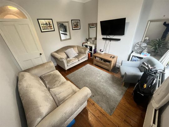 Ash Terrace, Headingley, LS6 3JD, Leeds - Photo 1