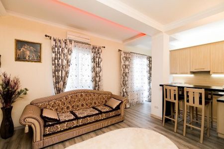 Inchiriez apartament cu 2 camere in zona Dambul Rotund - Photo 3