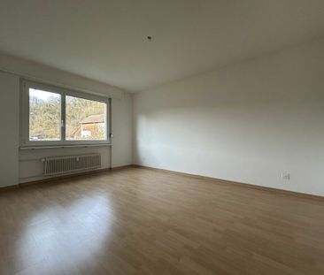 Ueken / 3.5-room apartment, 1st floor right - Foto 1