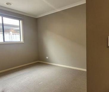 Comfortable Family Living in a Prime Location - Photo 6