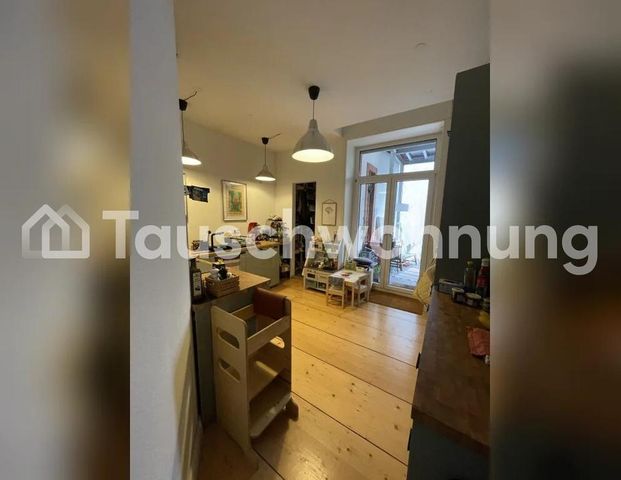 TAUSCHWOHNUNG Tolle Altbauwohnung mit Balkon und Zugang zum Garten - Photo 1