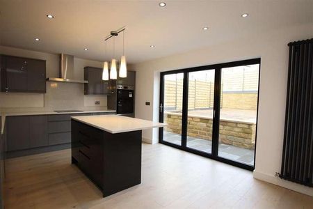 Moorview Villas, Westfield Lane, BD18 - Photo 3