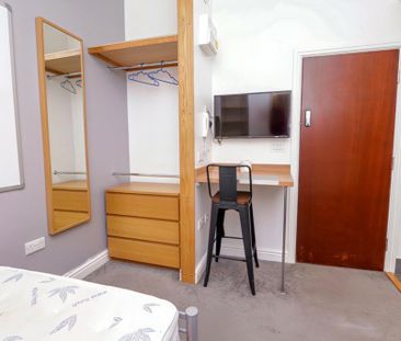 7 bedroom house to rent - Photo 4