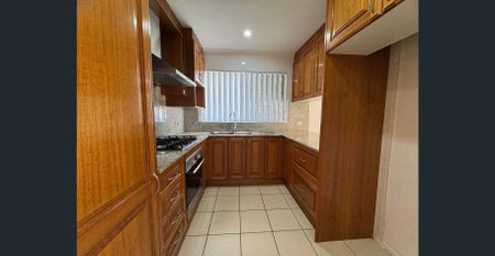 Solid 3-bedroom house in Prime location of Mount Pritchard - Photo 5