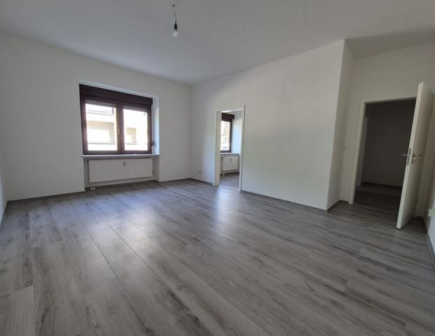 Frisch sanierte EG Wohnung zum sofort Bezug! - Foto 1