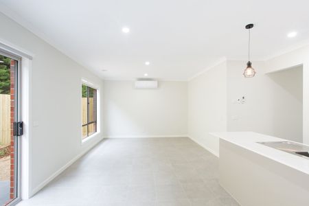 LOW MAINTENANCE TOWNHOUSE IN ALFREDTON - Photo 4