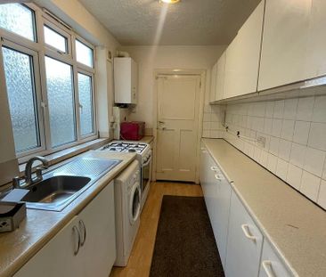 2 bedroom maisonette to rent - Photo 5