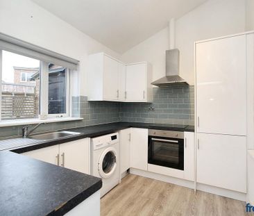 1 bedroom ground floor flat to rent - Photo 4