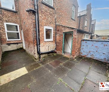 26 Heywood Road, Sale, M33 3WB, M33 3WB - Photo 5
