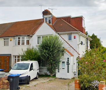Studio Flat, Monks Park, HA9 - Photo 2