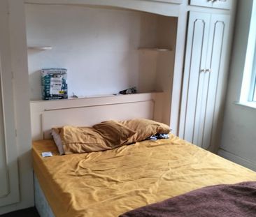 2 Bed Terraced House, Lichfield Road, NG2 - Photo 6