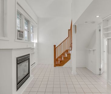 For Lease - 321 Palmerston Boulevard Unit# Coach House, Toronto, On... - Photo 4