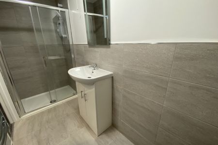 Auckland Road - Photo 5