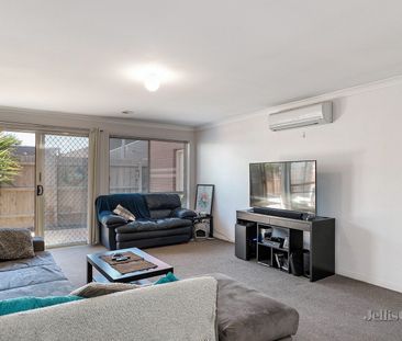 2/14 Stapley Crescent, Altona North - Photo 3