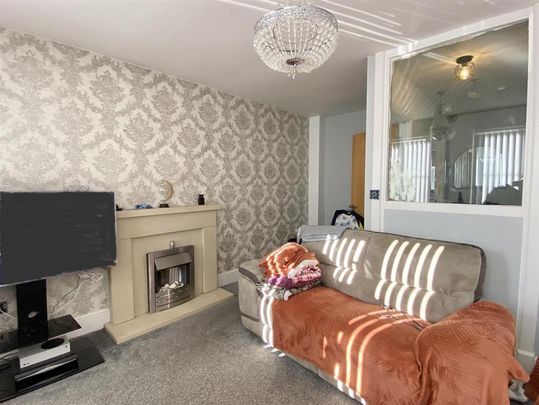 3 bedroom townhouse to rent - Photo 1